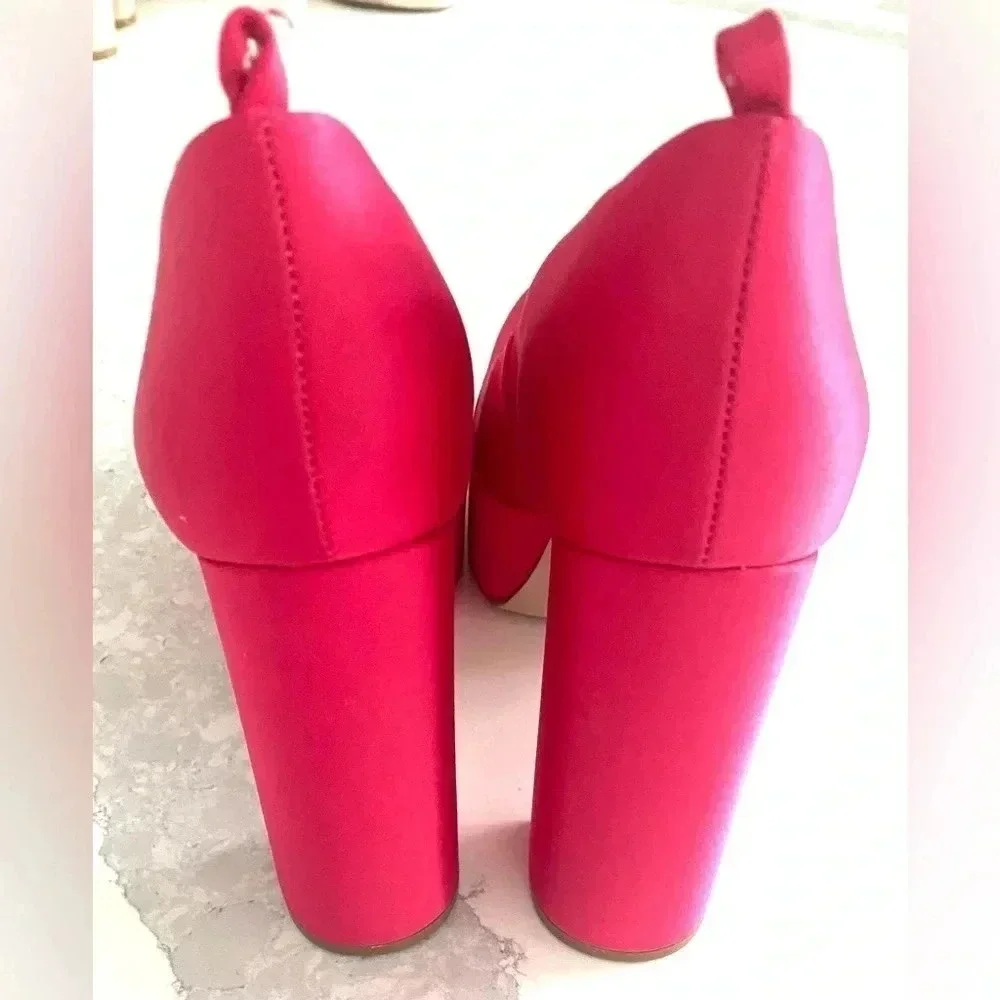Steve Madden Artem Pump Platform Fuchsia Pink Barbie Doll‎ GUC Women's 8.5